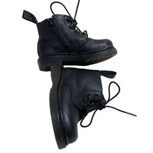Dr. Martens Infant 1460 Softy T Leather Lace Up Boots Size 6 Black MSRP $65
